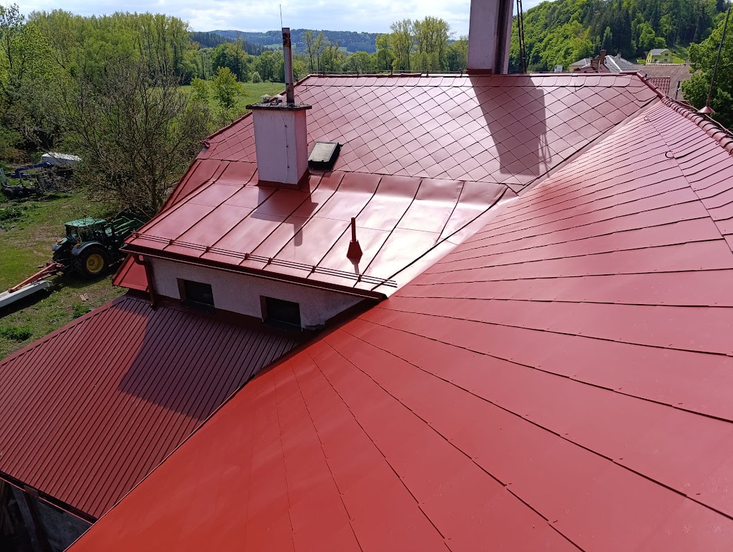 Renovační nátěr eternitové střechy - 500 m2
