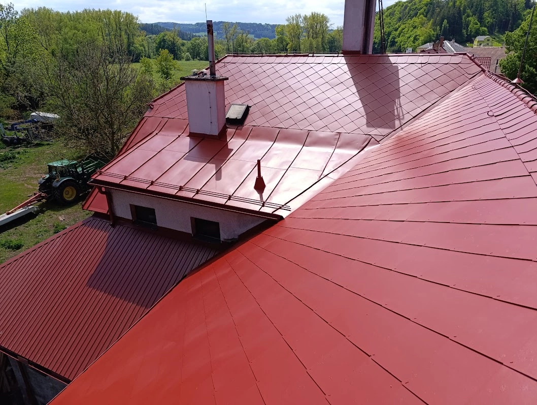 Renovační nátěr eternitové střechy - 500 m2