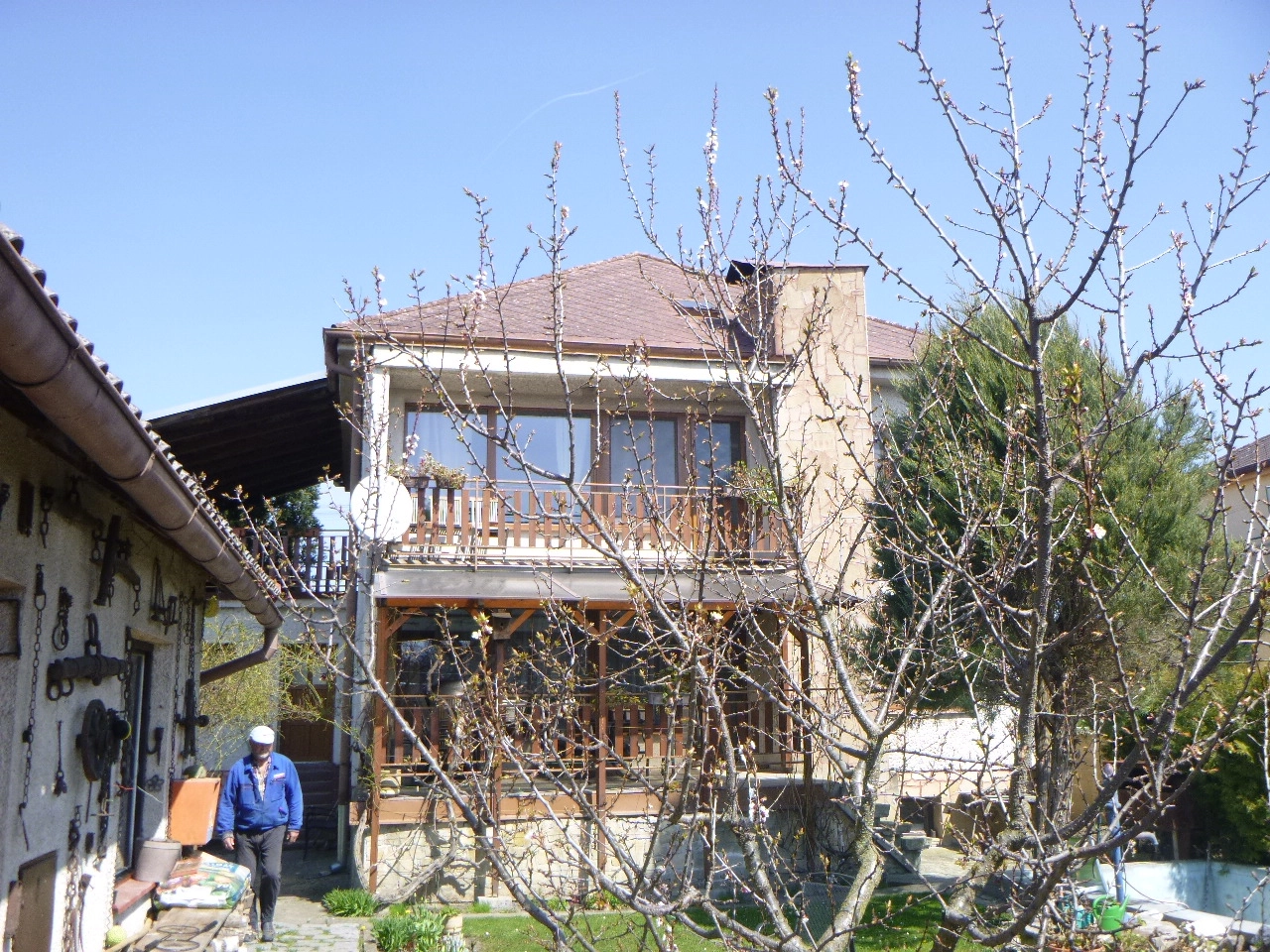 Renovační nátěr eternitové střechy