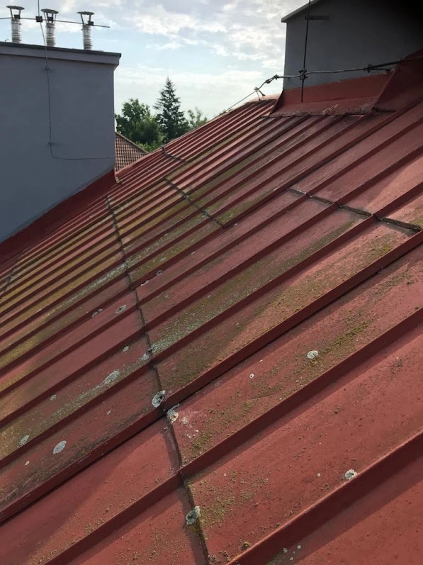 Renovační nátěr plechové střechy