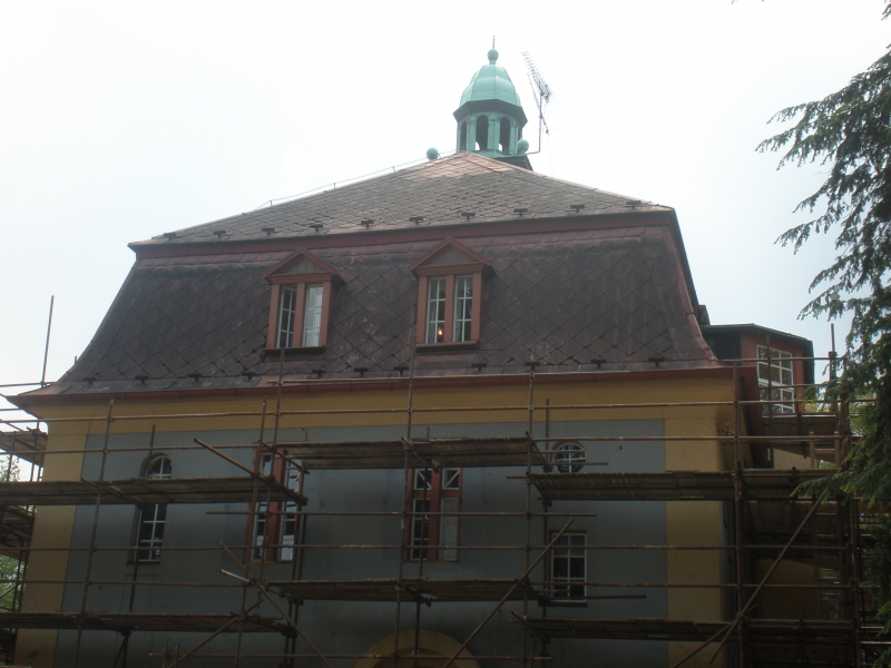 Renovační nátěr eternitové střechy na MŠ Velké Poříčí - Obrázek 5