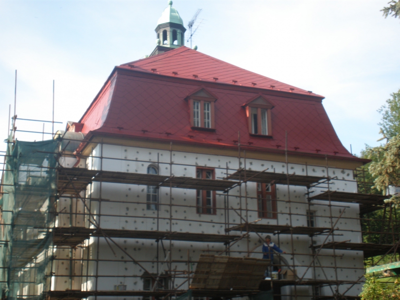 Renovační nátěr eternitové střechy na MŠ Velké Poříčí - Obrázek 6