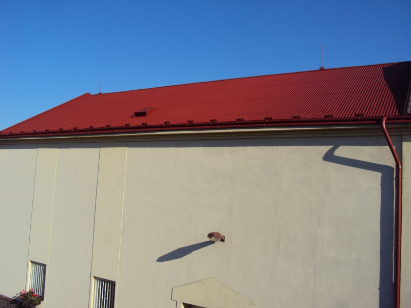 Nátěry střech na budovách firmy v Heřmanově Městci - Obrázek 11