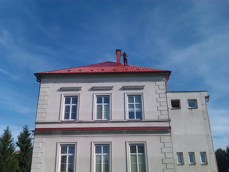 Nátěr alukrytové střechy Obecního úřadu Volanice - Obrázek 5