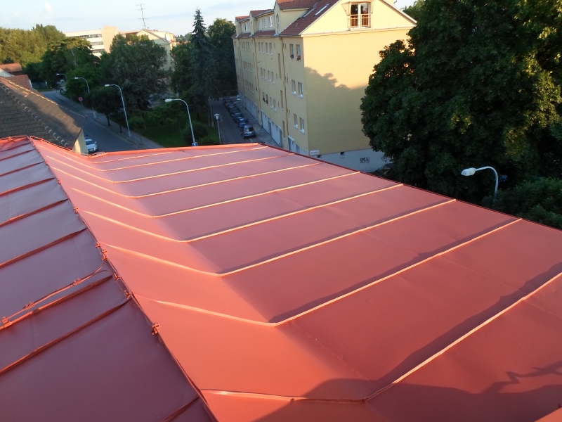 Renovační nátěr plechové střechy - Brno - Obrázek 10