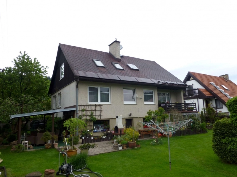 před realizací-Renovační nátěr eternitové střechy