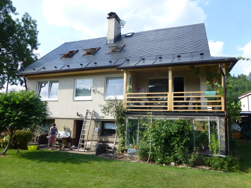 po realizaci-Renovační nátěr eternitové střechy