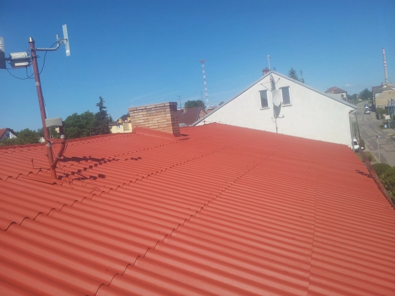 po realizaci-Renovační nátěr vlnité eternitové střechy