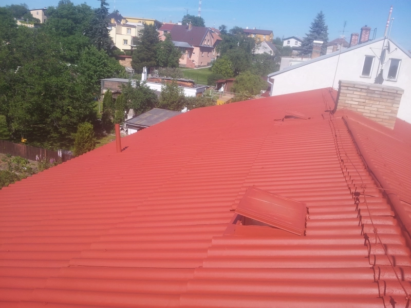 po realizaci-Renovační nátěr vlnité eternitové střechy