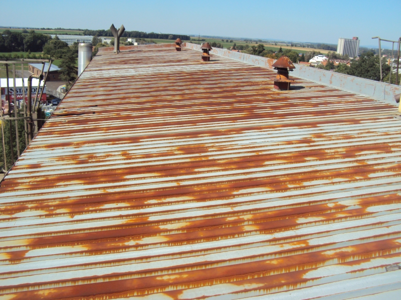 Renovační nátěr trapézové plechové střechy - Dobruška - Obrázek 3