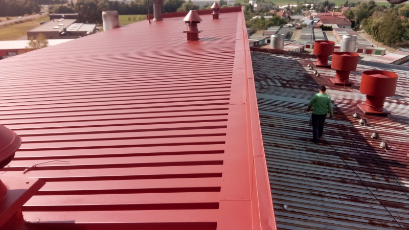 Renovační nátěr trapézové plechové střechy - Dobruška - Obrázek 15