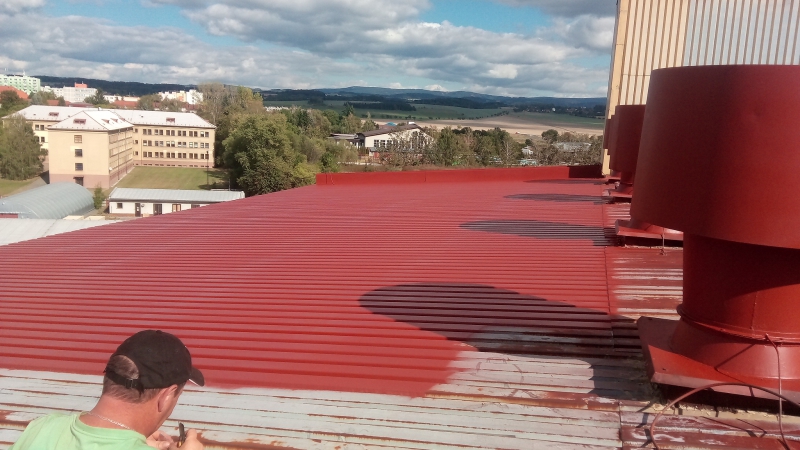 Renovační nátěr trapézové plechové střechy - Dobruška - Obrázek 7
