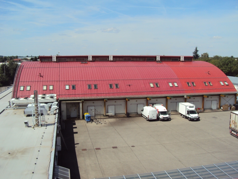 Renovační nátěr plechových střech skladových hal v Jenči u Prahy - Obrázek 1