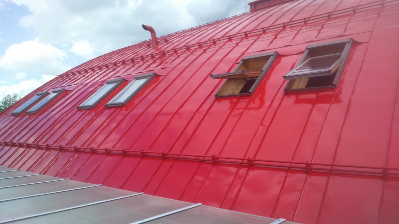 Renovační nátěr plechových střech skladových hal v Jenči u Prahy - Obrázek 10
