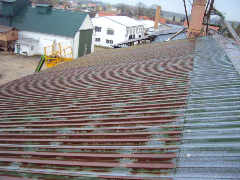 Renovační nátěr trapézové plechové střechy - Vlastiboř - Obrázek 3