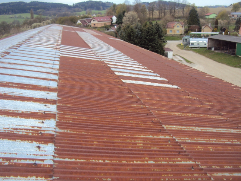 Renovační nátěr vlnité plechové střechy - Borotín - Obrázek 5