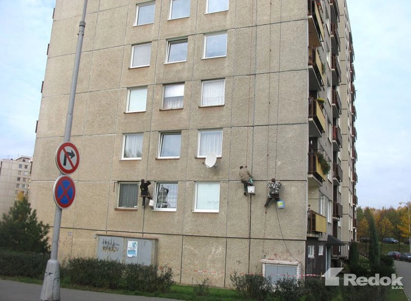 Oprava a tmelení dilatačních spár