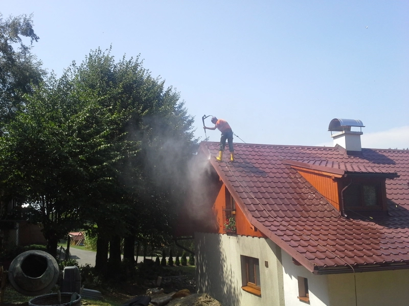 Nátěr povrchově upravené střechy (Satjam)