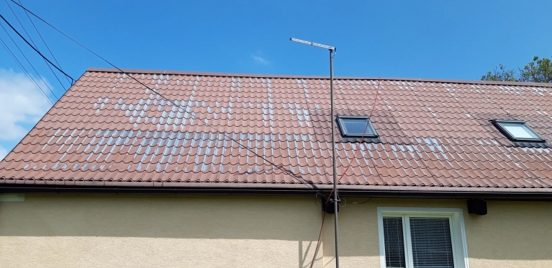 Nátěr povrchově upravené střechy (Lindab)