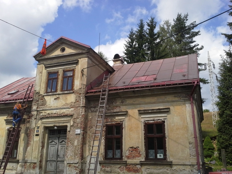Renovační nátěr plechové střechy