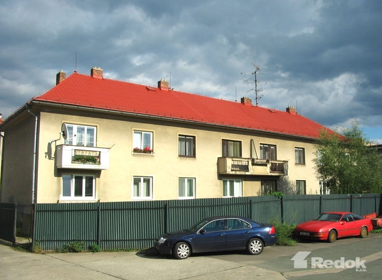 Renovační nátěr alukrytové střechy