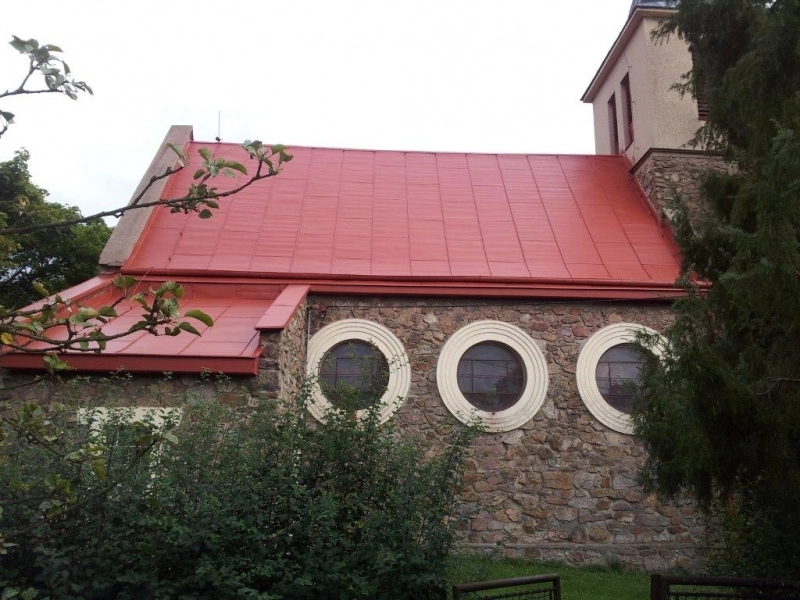 Renovační nátěr plechové střechy