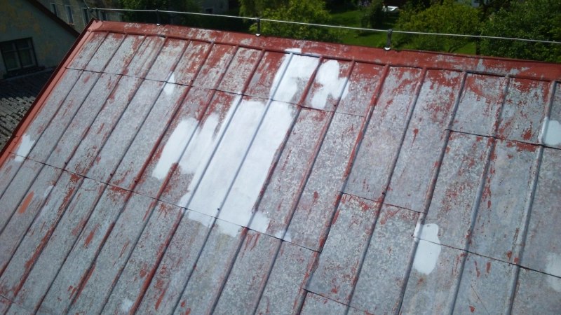 Renovační nátěr plechové střechy