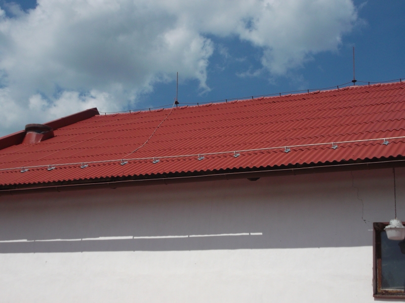 Nátěr eternitové střechy - Obrázek 1