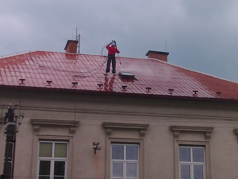 Renovační nátěr alukrytové střechy