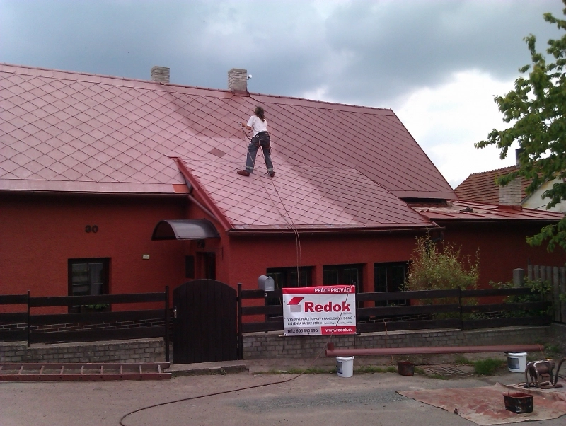 Nátěr eternitové střechy