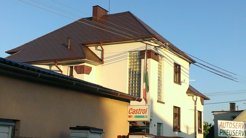 Nátěr eternitové střechy