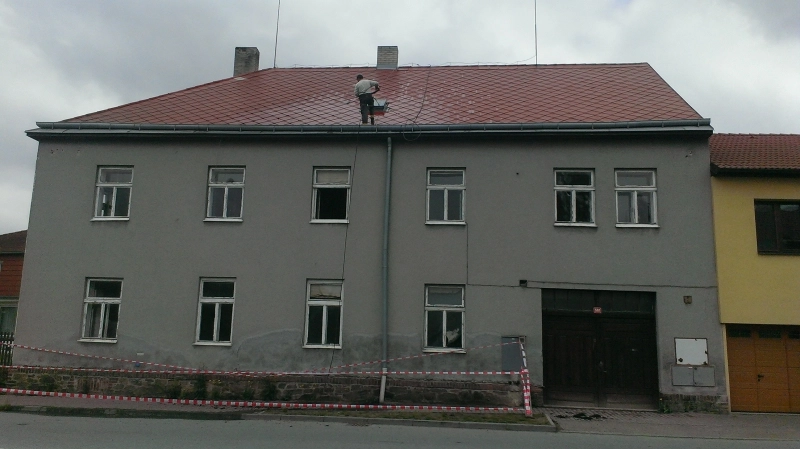 Nátěr eternitové střechy