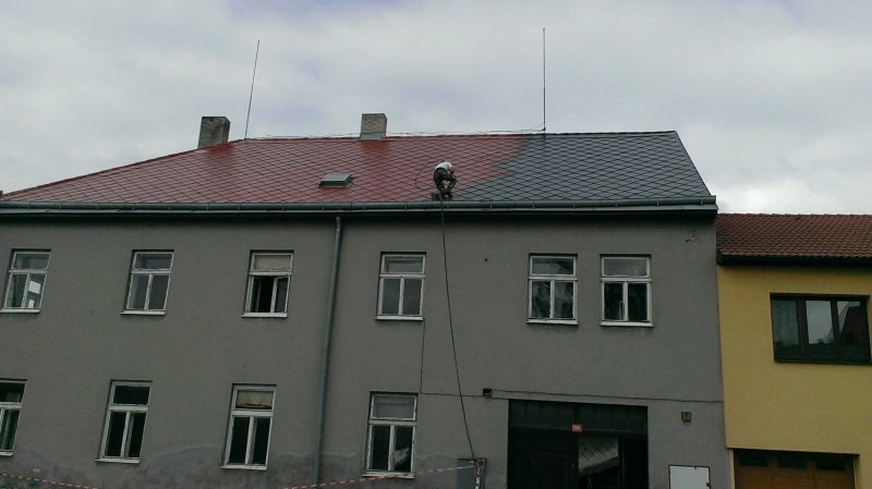 Nátěr eternitové střechy
