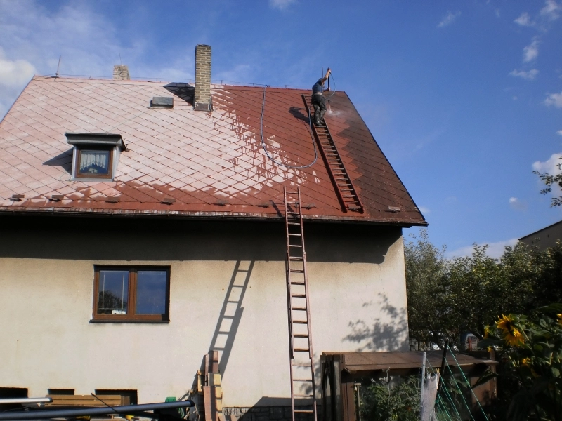 Nátěr eternitové střechy
