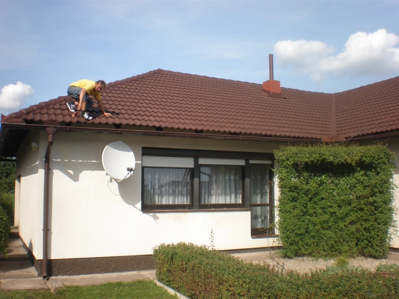 Nátěr taškové střechy