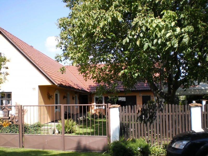 Nátěr taškové střechy