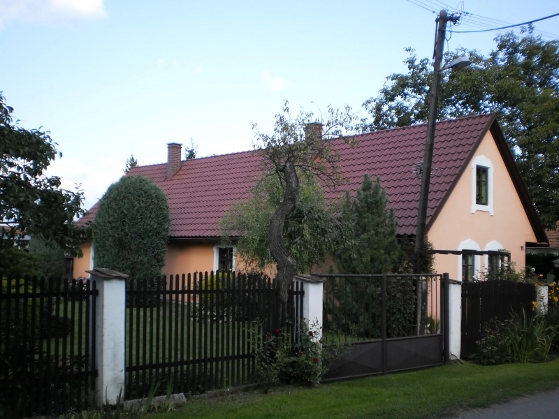 Nátěr taškové střechy
