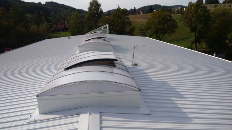 Renovační nátěr plechové střechy - Český Dub