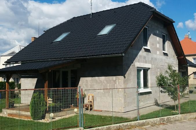 Renovační nátěr taškové střechy