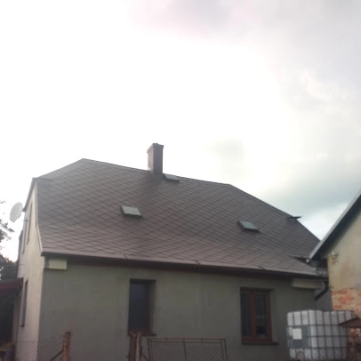 -Renovační nátěr eternitové střechy