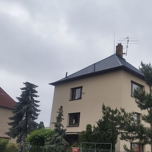 Renovační nátěr alukrytové střechy