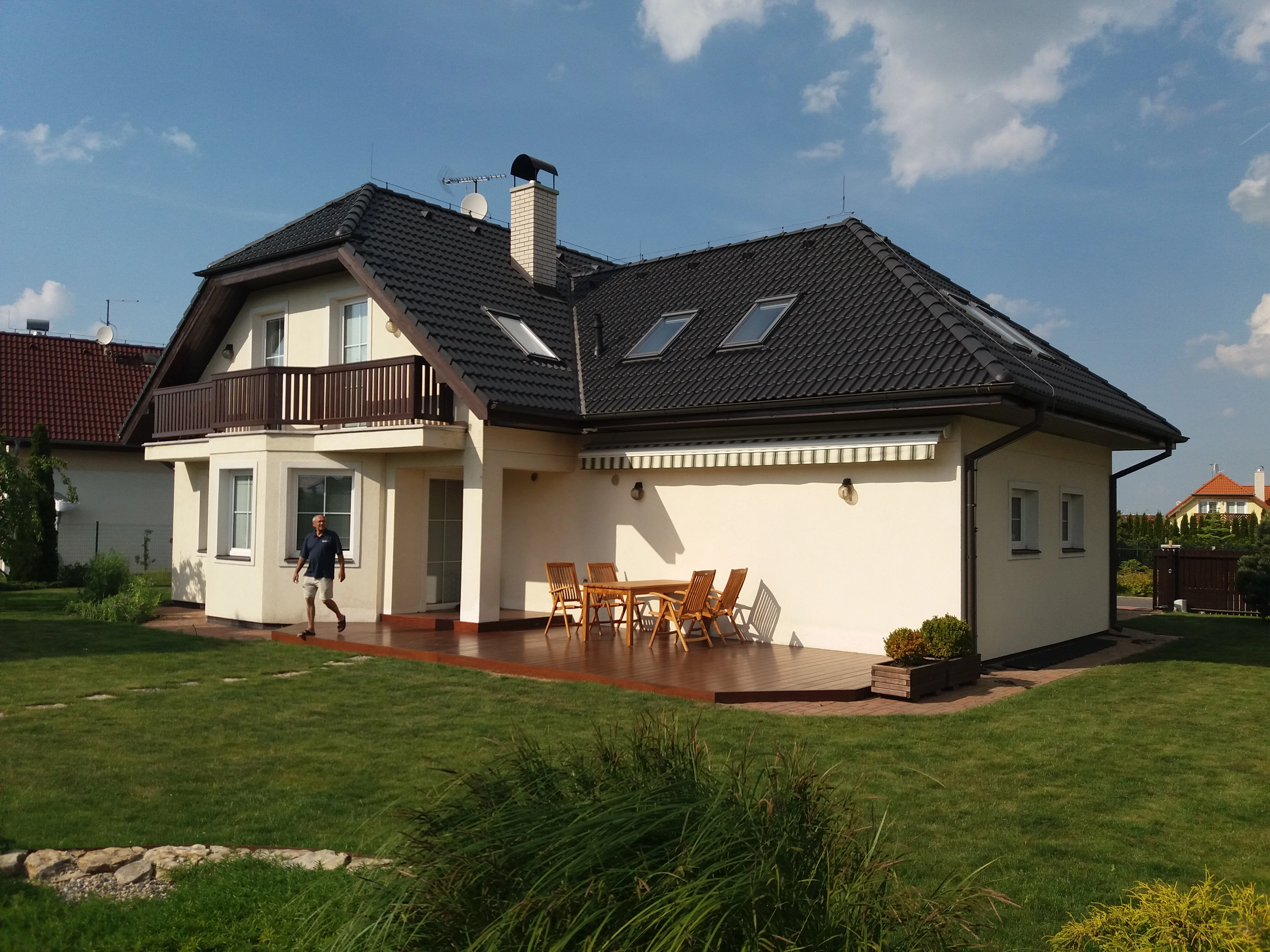 Renovační nátěr taškové střechy