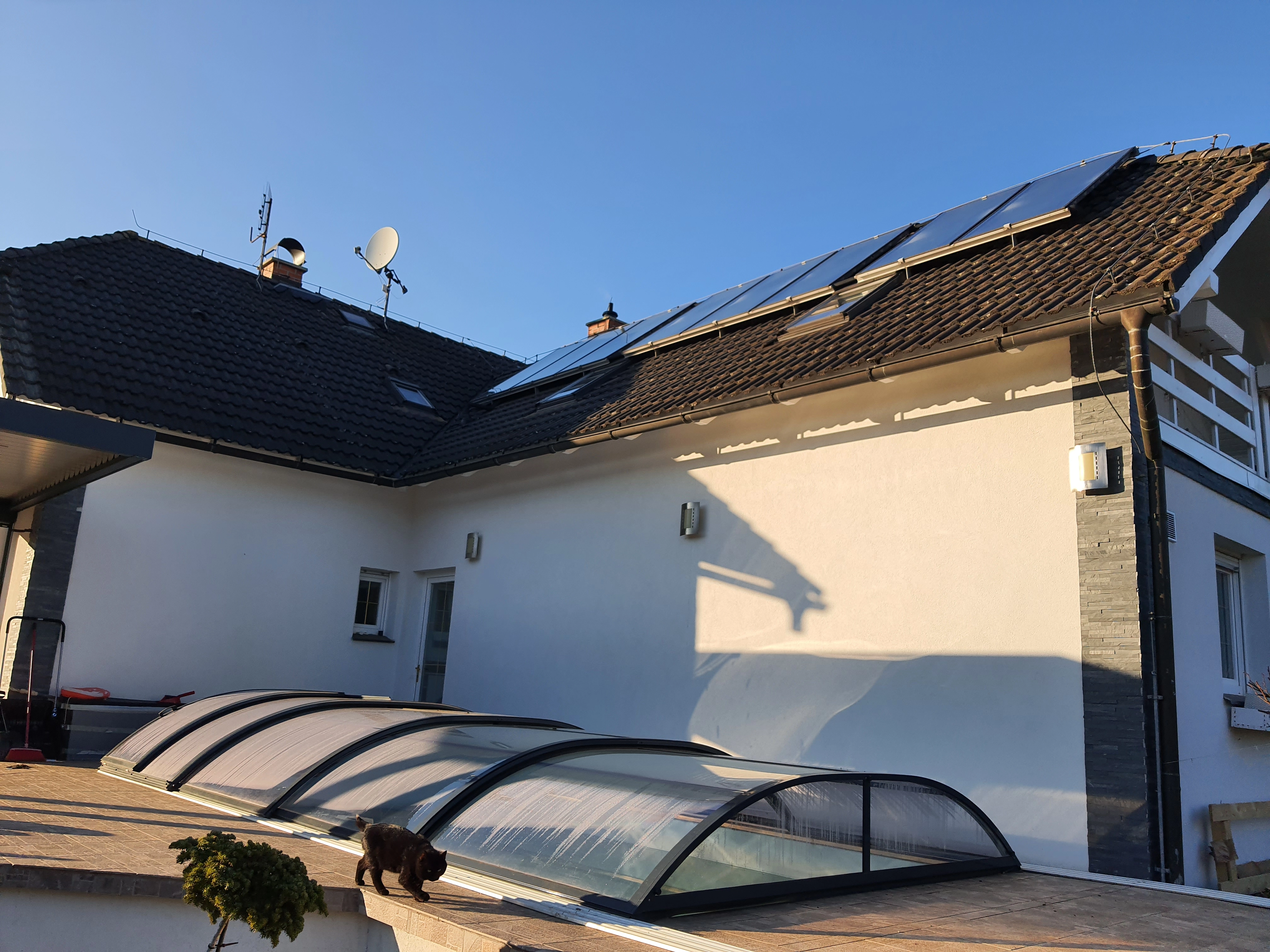 Renovační nátěr taškové střechy