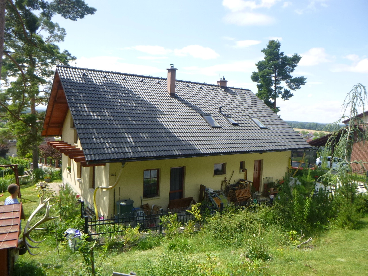 Renovační nátěr taškové střechy