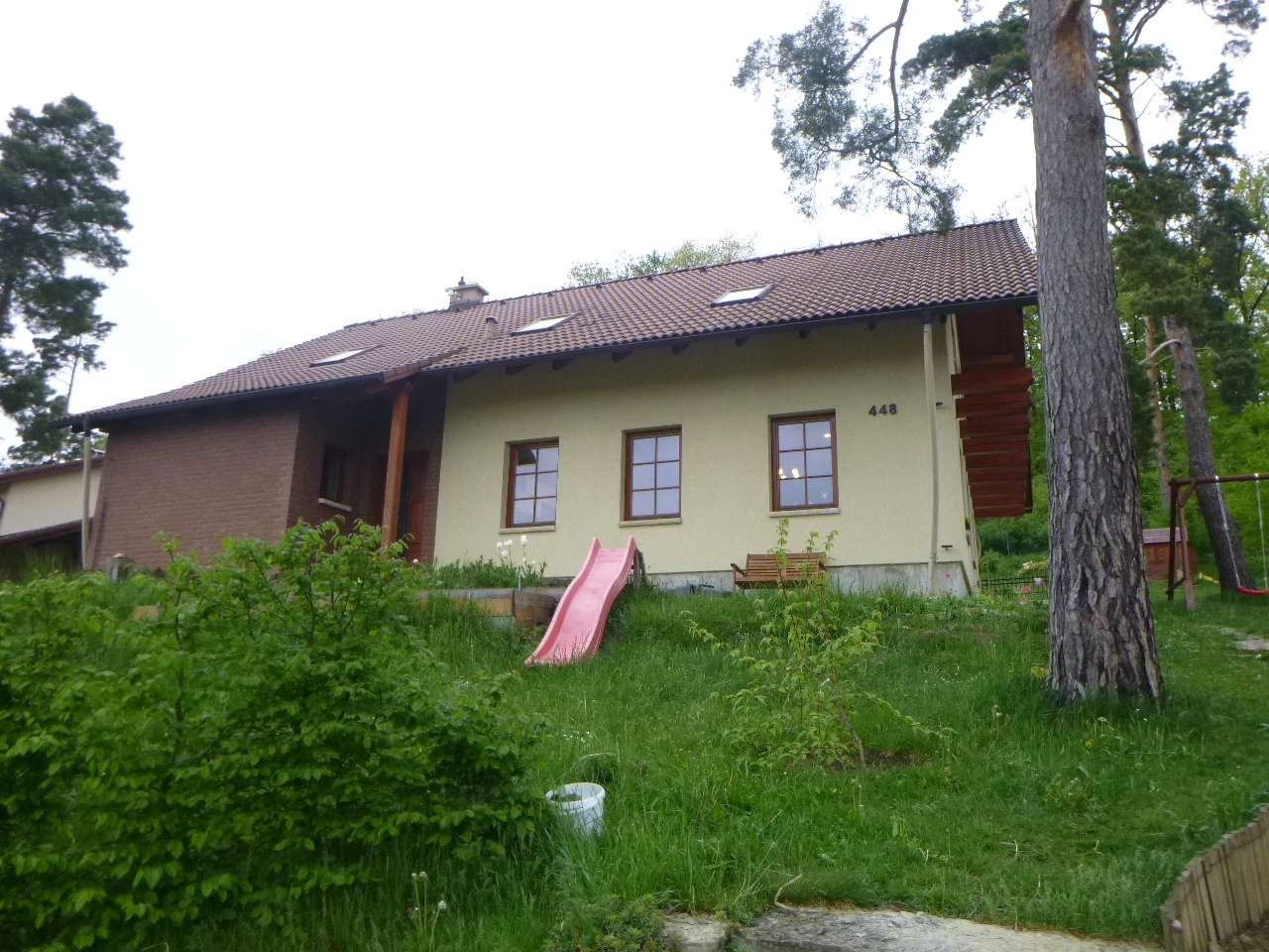 Renovační nátěr taškové střechy