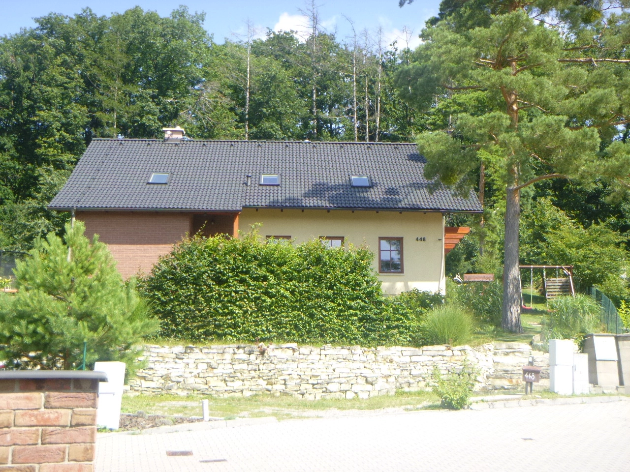 Renovační nátěr taškové střechy