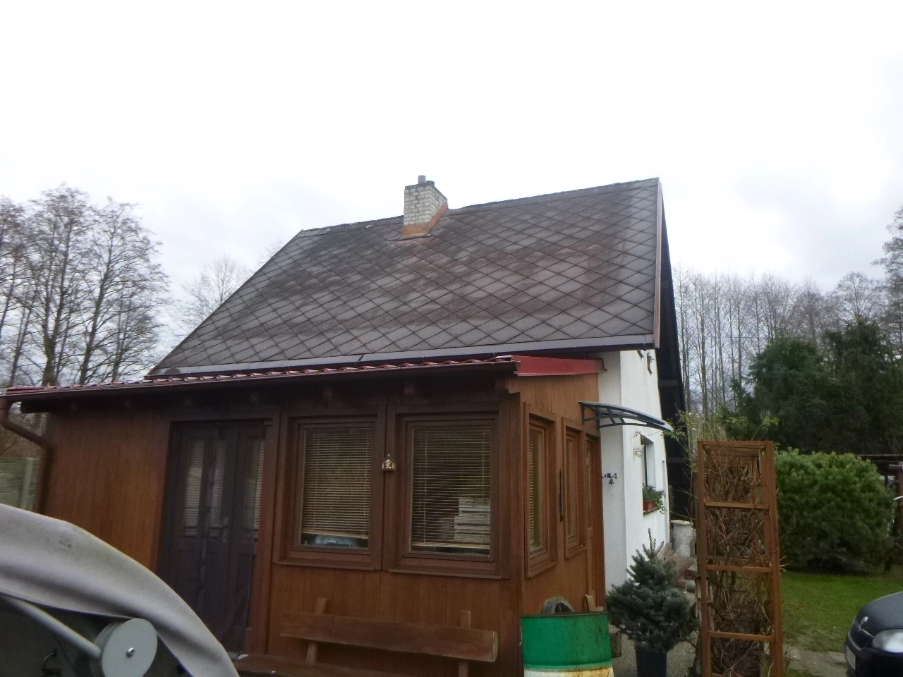 Renovační nátěr eternitové střechy