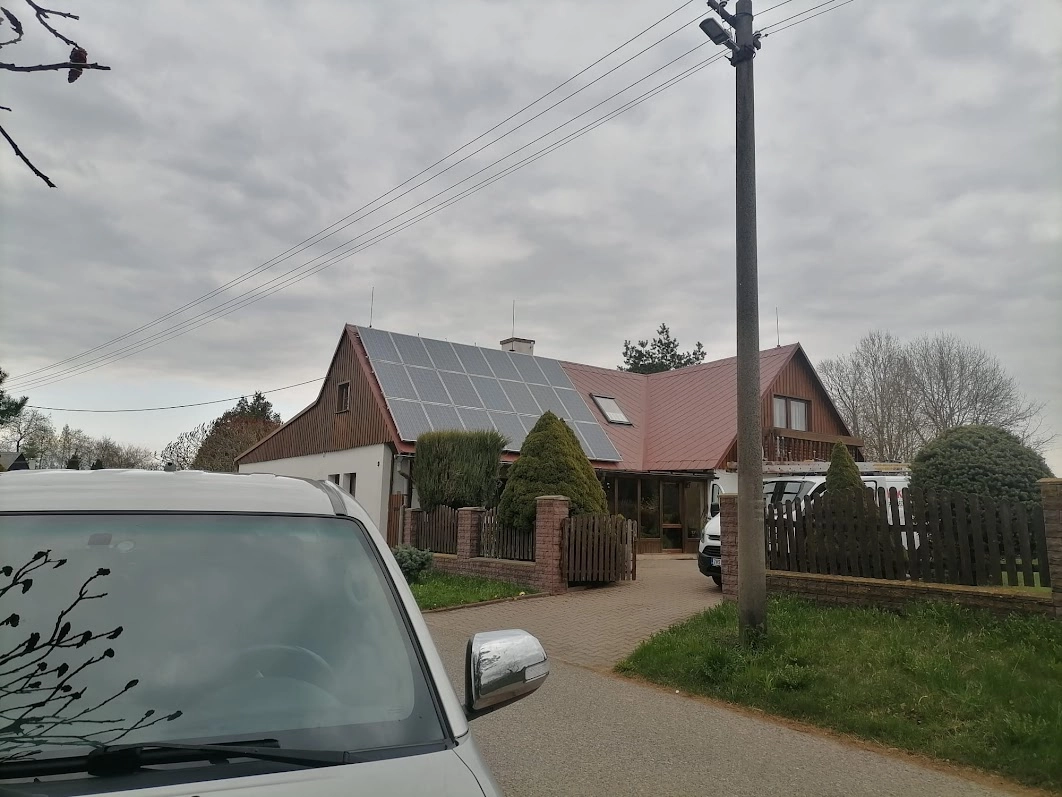Renovační nátěr eternitové střechy