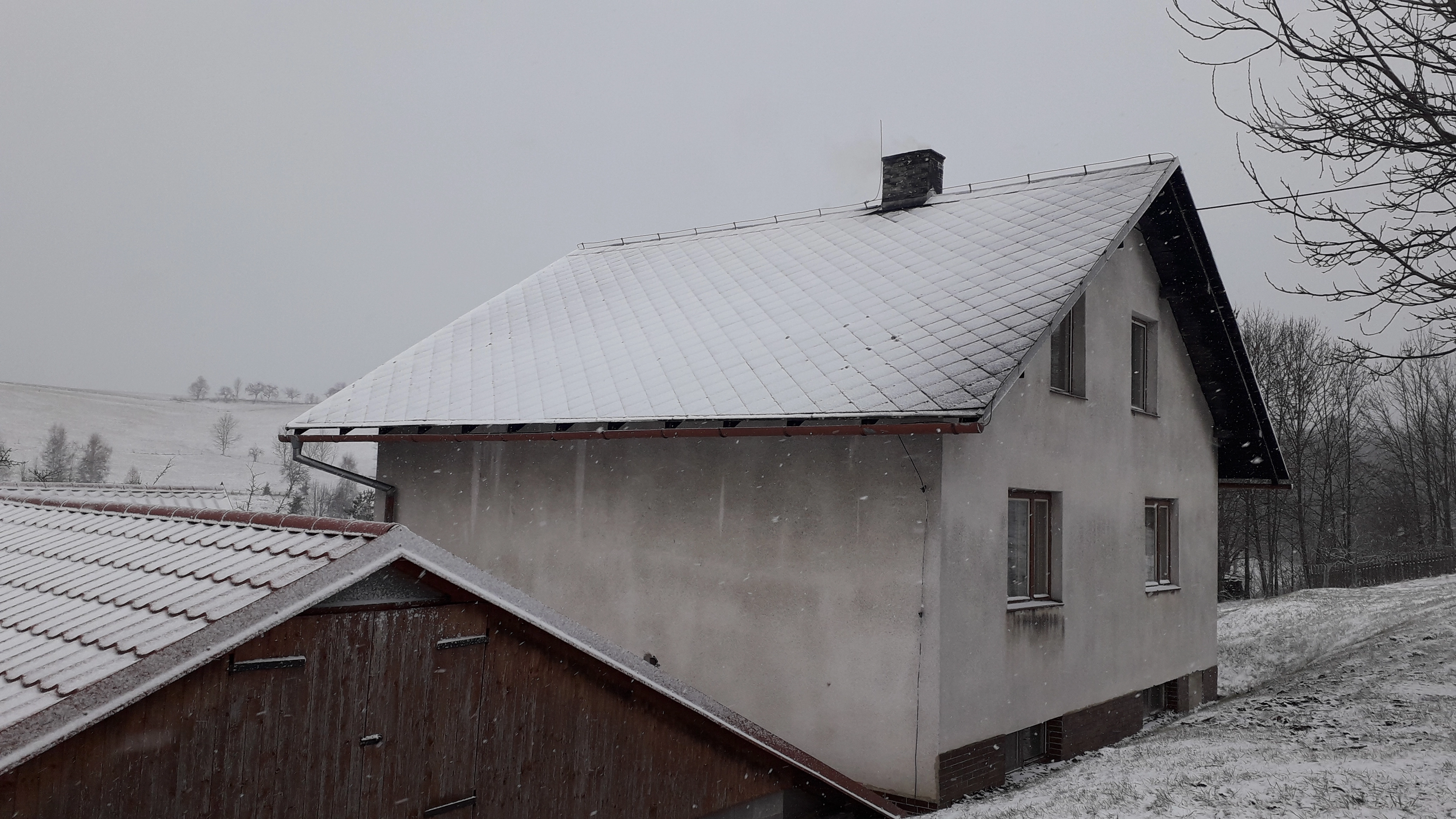 Renovační nátěr eternitové střechy