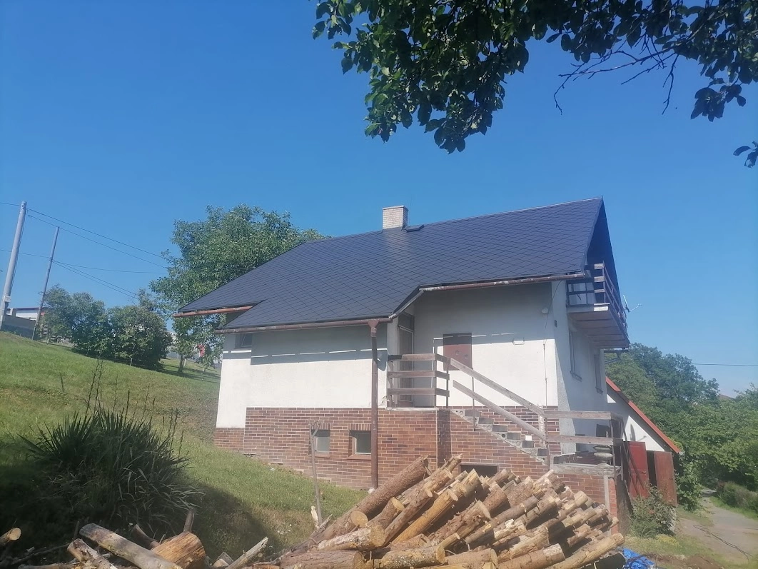 Renovační nátěr eternitové střechy - po